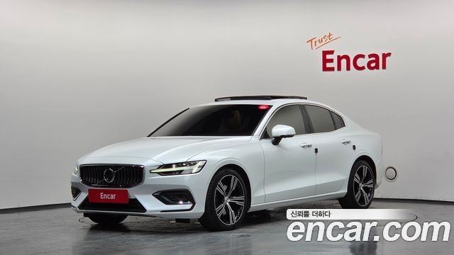 Volvo S60 (III) B5 Inscription 2022 — фото 1