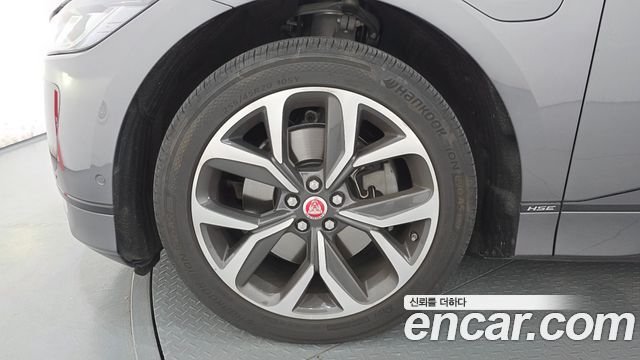 Jaguar I-PACE EV400 HSE 2020 — фото 5