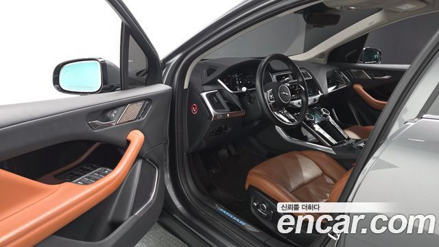 Jaguar I-PACE EV400 HSE 2020 — фото 10