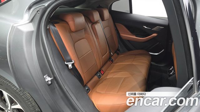 Jaguar I-PACE EV400 HSE 2020 — фото 16