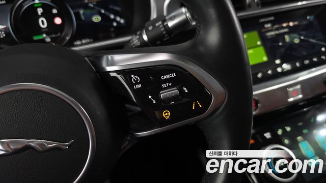 Jaguar I-PACE EV400 HSE 2020 — фото 37