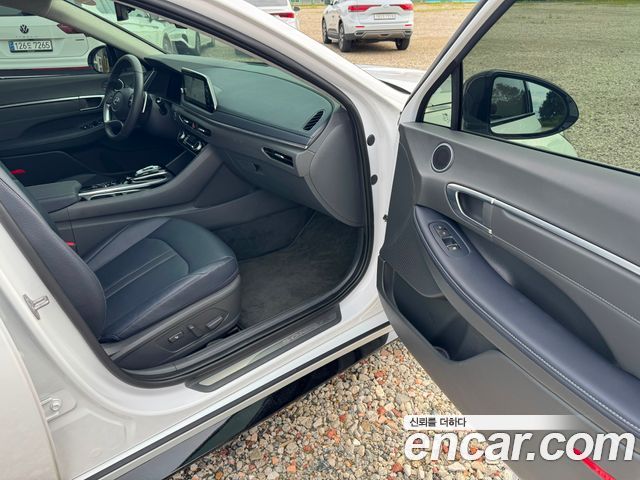 Hyundai Sonata (DN8) 2.0 Premium Plus 2023 — фото 10