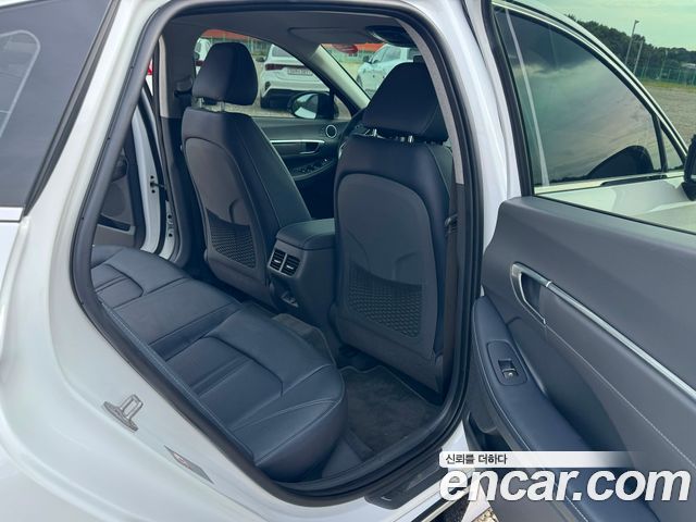 Hyundai Sonata (DN8) 2.0 Premium Plus 2023 — фото 12