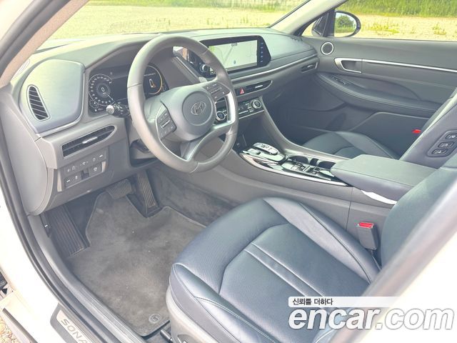 Hyundai Sonata (DN8) 2.0 Premium Plus 2023 — фото 13