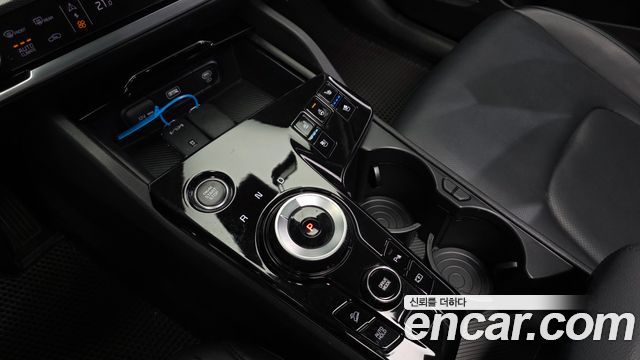 Kia Sportage Hybrid (V) Nobleless 2WD 2022 — фото 9