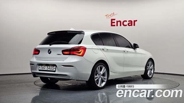 BMW 1 Series (F20) 118d Sport Special Edition 5Door 2019 — фото 2