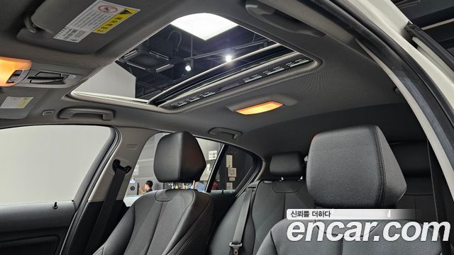 BMW 1 Series (F20) 118d Sport Special Edition 5Door 2019 — фото 16