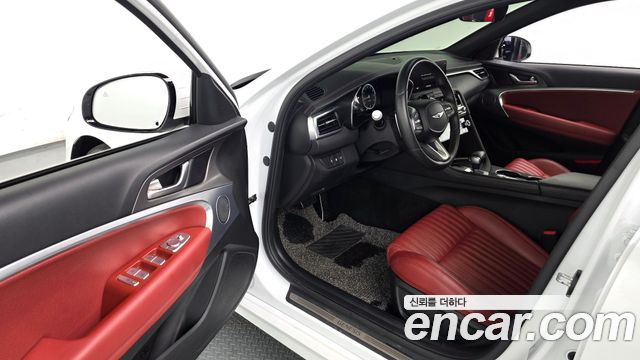 Genesis G70 Shooting Brake Gasoline 2.5T 2WD 2024 — фото 10