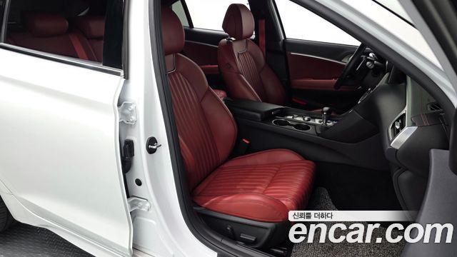 Genesis G70 Shooting Brake Gasoline 2.5T 2WD 2024 — фото 32