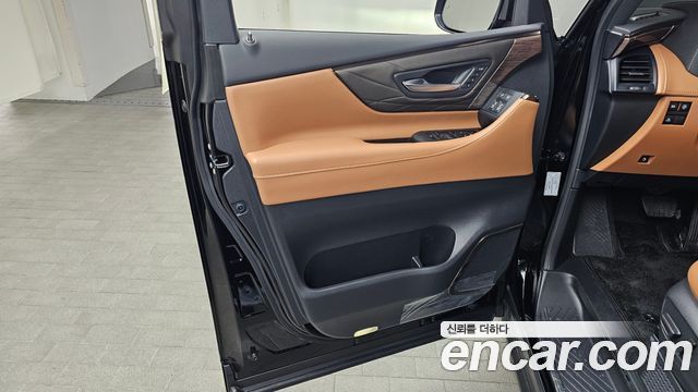 Toyota Alphard (IV) 2.5 HEV Executive AWD 2025 — фото 24