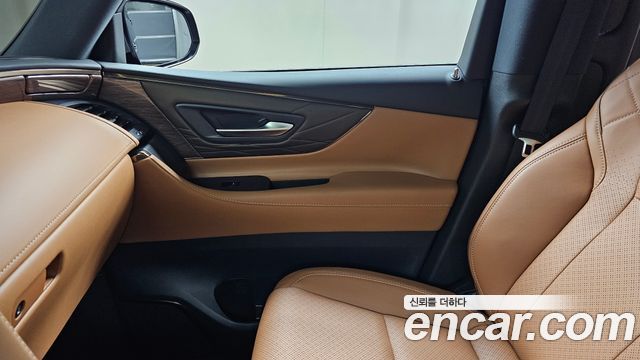 Toyota Alphard (IV) 2.5 HEV Executive AWD 2025 — фото 25