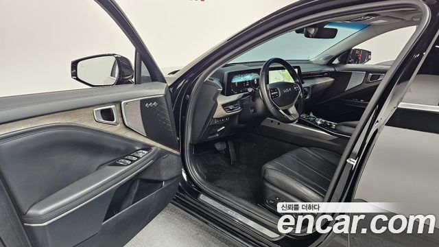 Kia K8 2.5 Gasoline 2WD Noblesse 2022 — фото 10