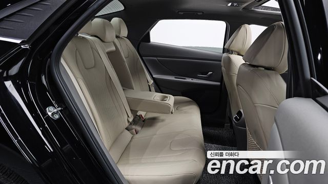 Hyundai Avante (CN7) 1.6 Inspiration 2023 — фото 12