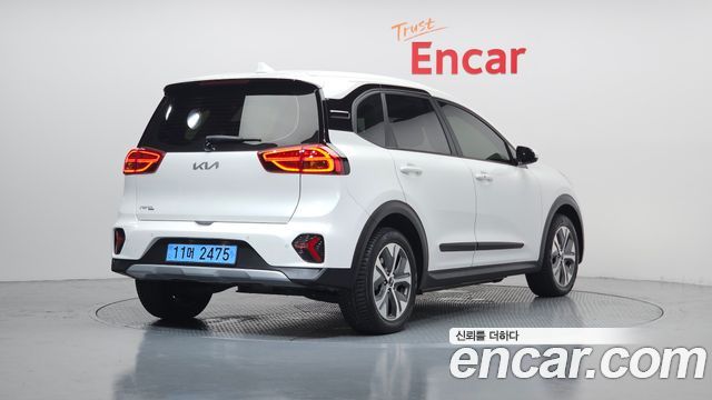 Kia Niro Plus Earth 2024 — фото 2