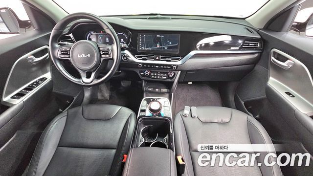 Kia Niro Plus Earth 2024 — фото 7