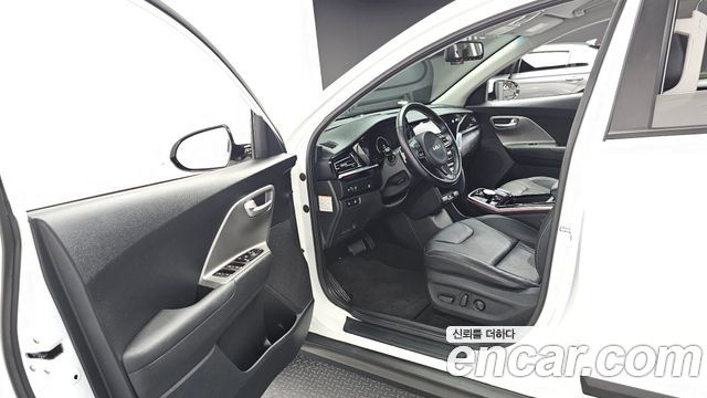 Kia Niro Plus Earth 2024 — фото 10