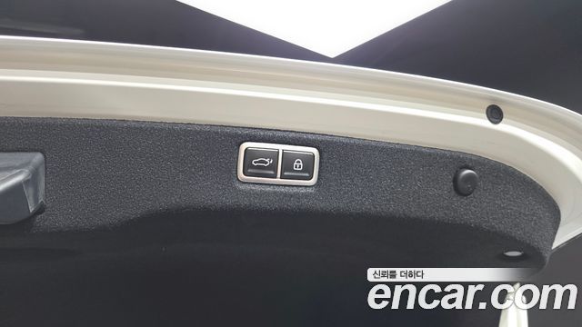 Hyundai Sonata The Edge (DN8) 2.0 Exclusive 2024 — фото 31