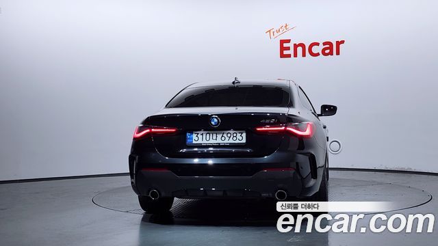 BMW 4 Series (G22) 420i M Sport Coupe 2021 — фото 4