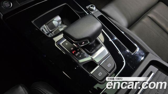 Audi Q5 (FY) 45 TFSI Quattro Premium 2021 — фото 9