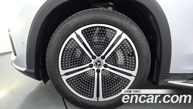 Mercedes-Benz EQS SUV (X296) EQS450 4MATIC 2023 — фото 5