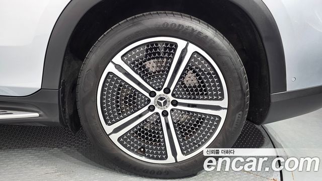 Mercedes-Benz EQS SUV (X296) EQS450 4MATIC 2023 — фото 21