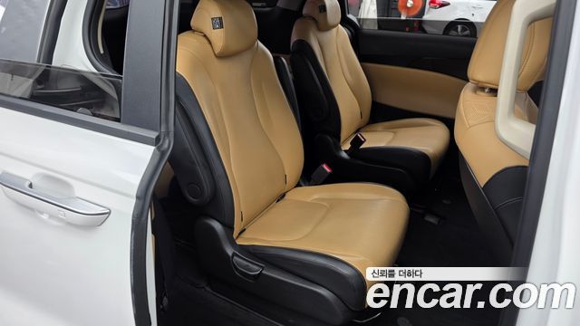 Kia Carnival (IV) Diesel 9-Seater Prestige 2023 — фото 12