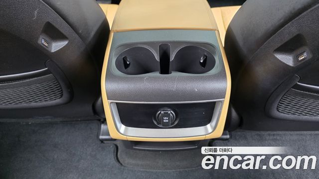 Kia Carnival (IV) Diesel 9-Seater Prestige 2023 — фото 19