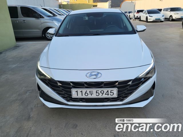 Hyundai Avante (CN7) 1.6 Smart