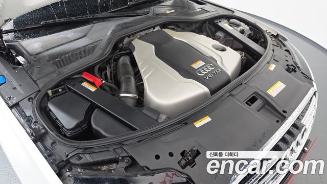 Audi A8 50 TDI Quattro LWB D4 2015 — фото 6