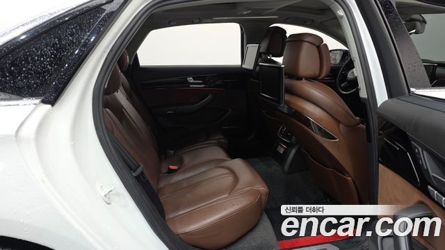 Audi A8 50 TDI Quattro LWB D4 2015 — фото 12