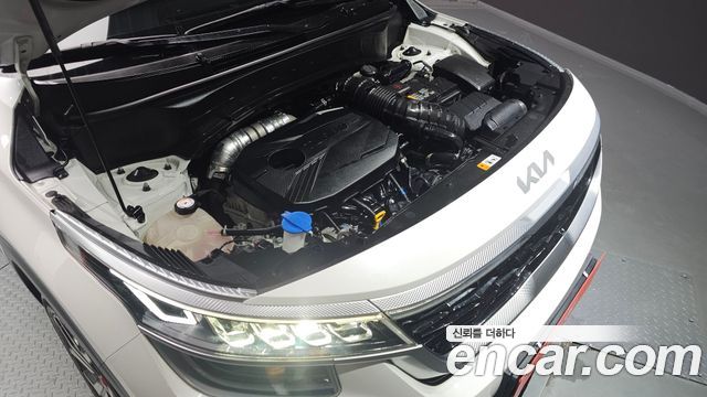 Kia Seltos Gasoline 1.6 Turbo 2WD Signature 2022 — фото 6