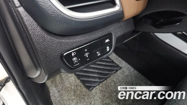 Kia Seltos Gasoline 1.6 Turbo 2WD Signature 2022 — фото 16