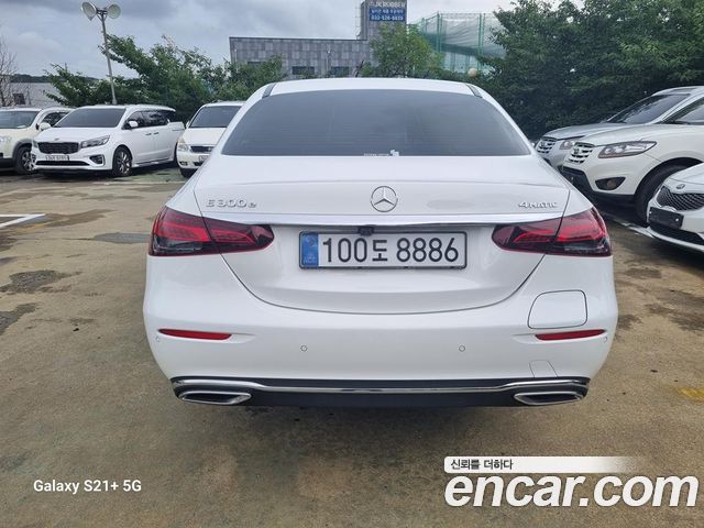 Mercedes-Benz E-Class (W213) E300e 4MATIC Exclusive 2021 — фото 2