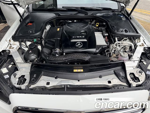 Mercedes-Benz E-Class (W213) E300e 4MATIC Exclusive 2021 — фото 5