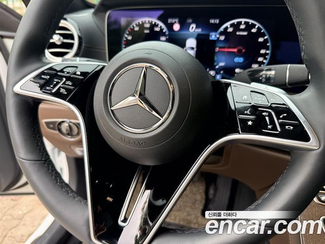Mercedes-Benz E-Class (W213) E300e 4MATIC Exclusive 2021 — фото 17