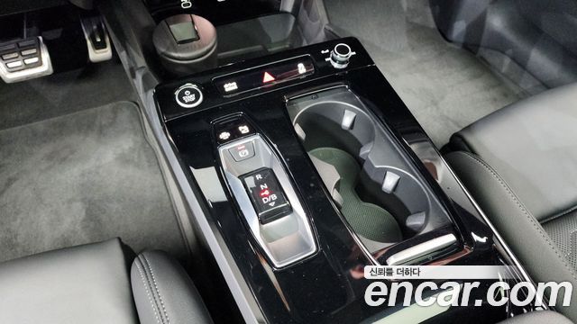 Audi A6 e-tron Performance S line 2025 — фото 9