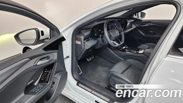 Audi A6 e-tron Performance S line 2025 — фото 10