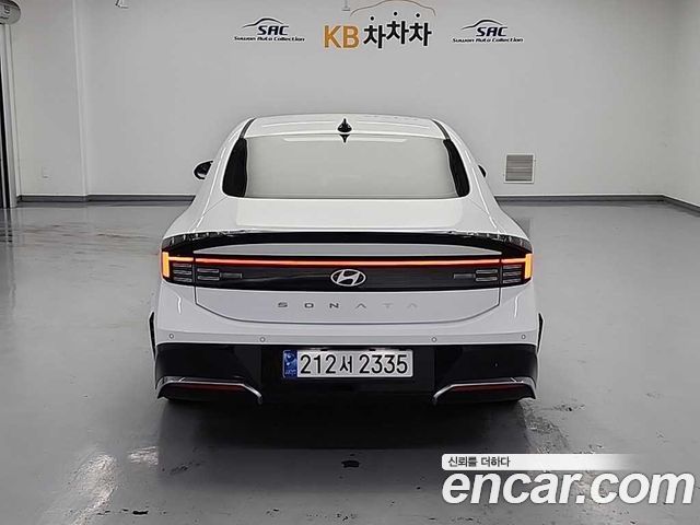 Hyundai Sonata The Edge (DN8) 2.0 Exclusive 2025 — фото 3