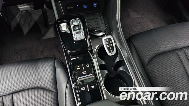 Hyundai Sonata (DN8) 2.0 Premium Plus 2022 — фото 9
