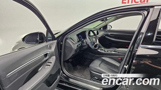 Hyundai Sonata (DN8) 2.0 Premium Plus 2022 — фото 10