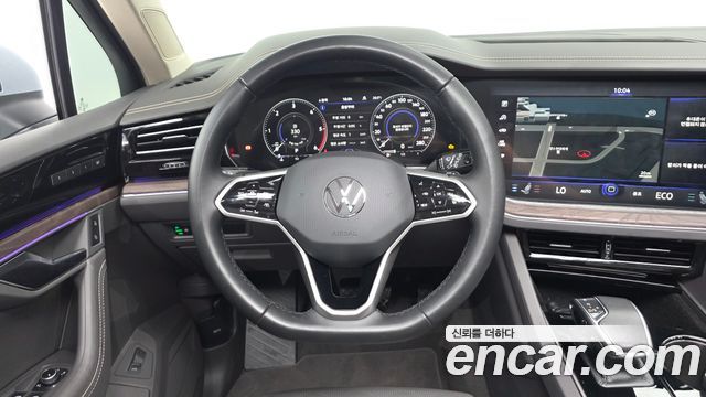 Volkswagen Touareg (III) 3.0 TDI Prestige 2023 — фото 12
