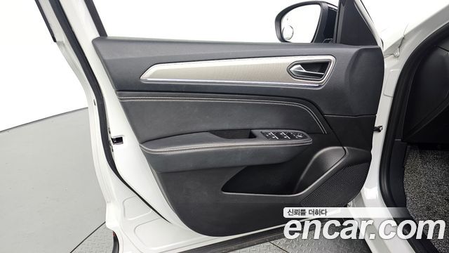 Renault Korea XM3 1.3 TCe RE Inspire 2023 — фото 24