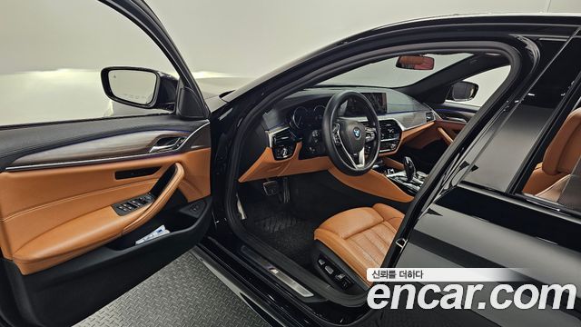 BMW 5 Series (G30) 520d M Sport Package Plus 2017 — фото 10