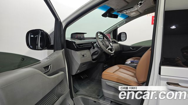 Hyundai Staria 2WD Camping Car Prestige Camper 4Seater 2024 — фото 10