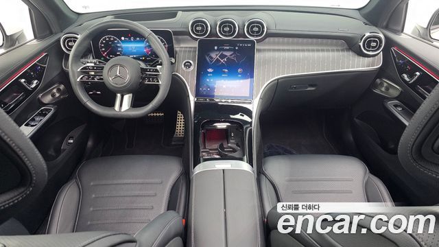Mercedes-Benz GLC-Class (X254) GLC300 4MATIC AMG Line 2024 — фото 7