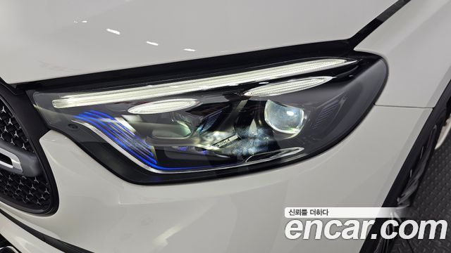 Mercedes-Benz GLC-Class (X254) GLC300 4MATIC AMG Line 2024 — фото 28