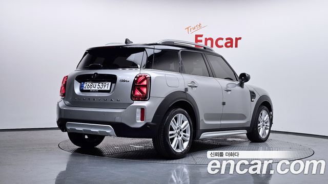 MINI Cooper Countryman Classic Plus Launch Pack 2nd Gen 2023 — фото 2