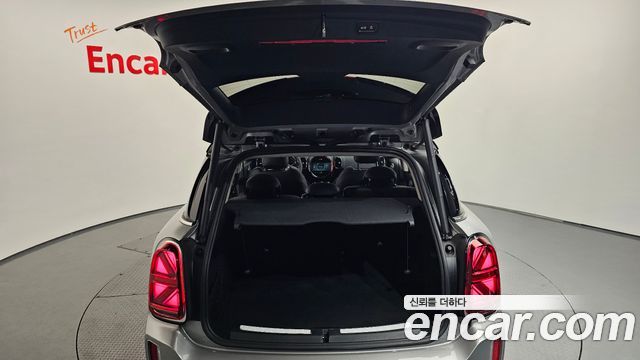 MINI Cooper Countryman Classic Plus Launch Pack 2nd Gen 2023 — фото 20
