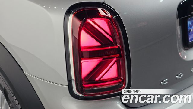 MINI Cooper Countryman Classic Plus Launch Pack 2nd Gen 2023 — фото 23