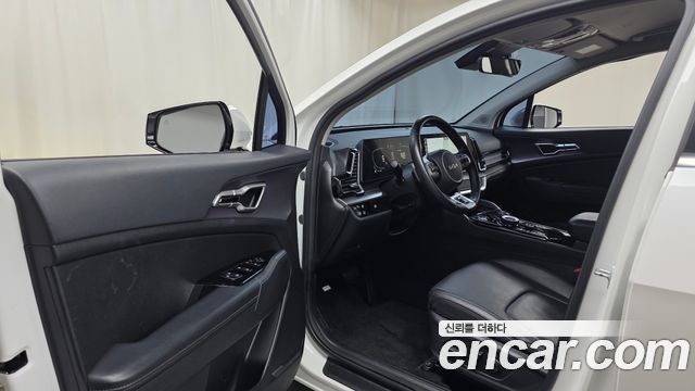 Kia Sportage Hybrid (V) Nobleless 2WD 2023 — фото 10